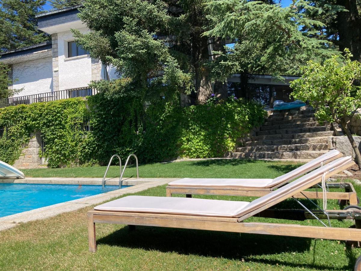 Los Cedros, Gran Chalet Con Piscina Y Apartamento En Navacerrada Villa Exteriör bild