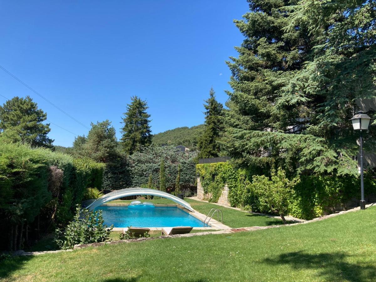 Los Cedros, Gran Chalet Con Piscina Y Apartamento En Navacerrada Villa Exteriör bild