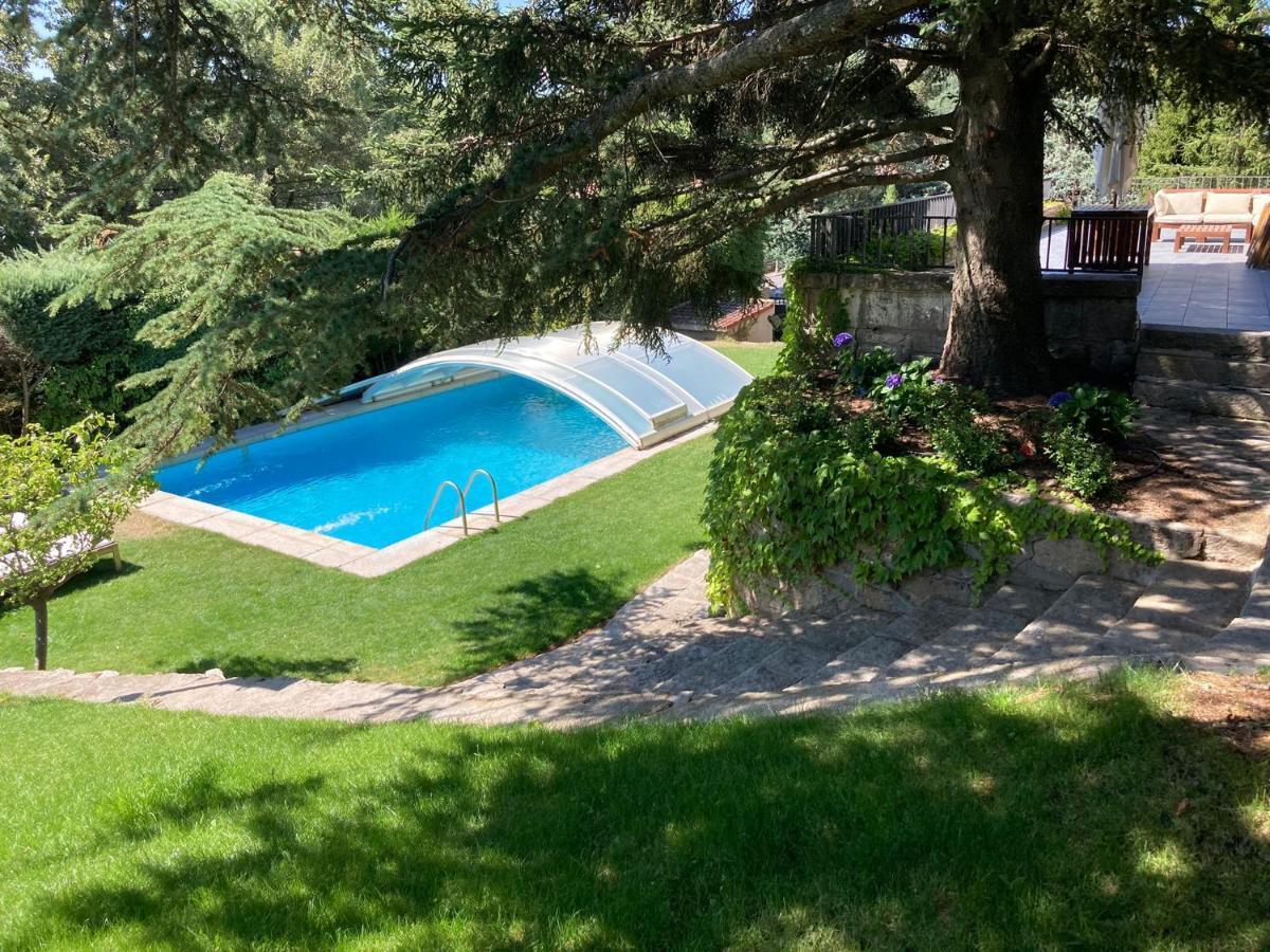 Los Cedros, Gran Chalet Con Piscina Y Apartamento En Navacerrada Villa Exteriör bild